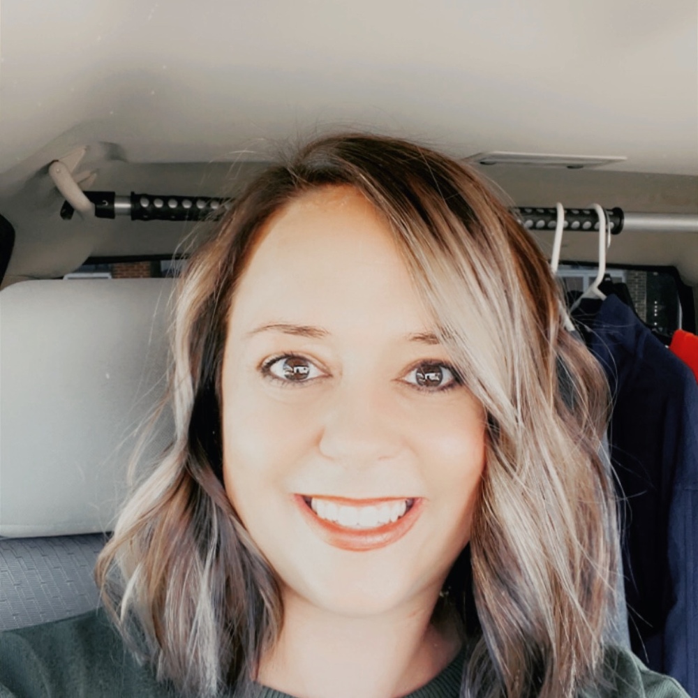 Meet your Posher, Tiffney